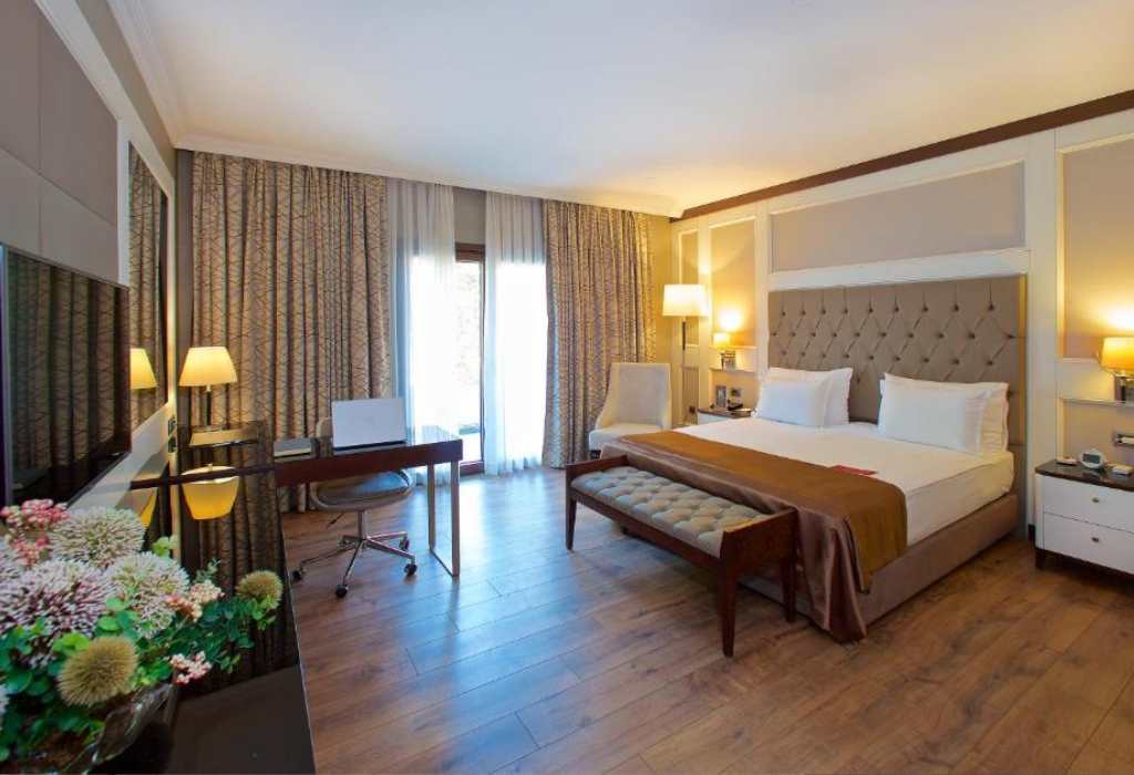 Ramada Hotel & Suites By Wyndham Istanbul Merter