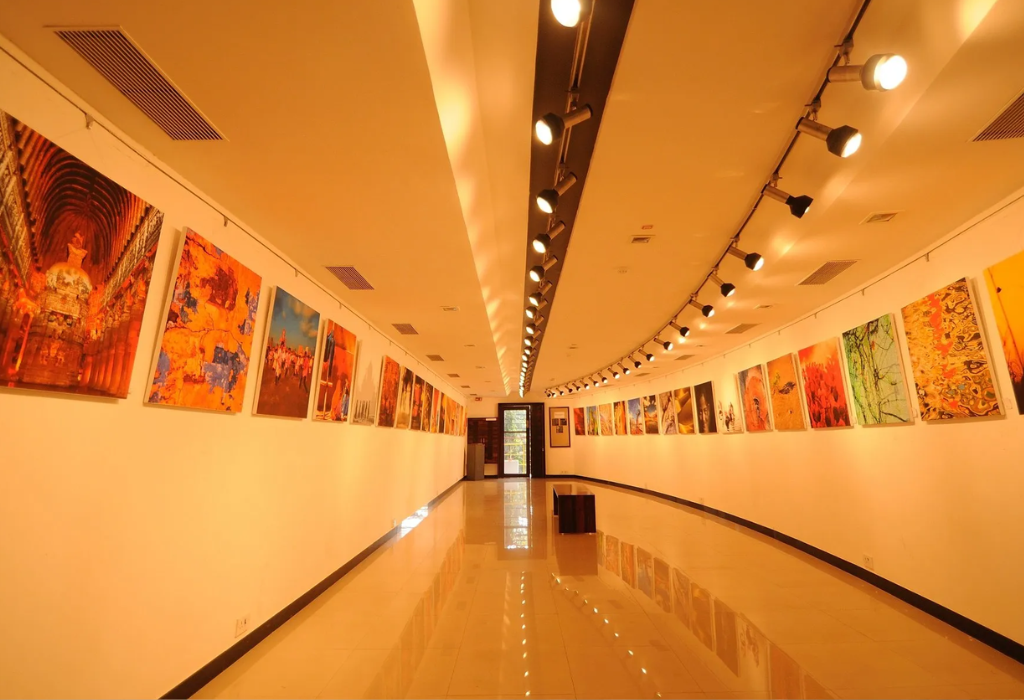 Mumbai Art Gallery